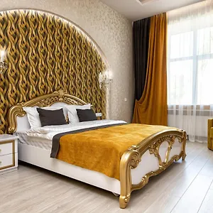 https://2-bedroom-apartment-tykha-street-city-center.hotelslviv.net